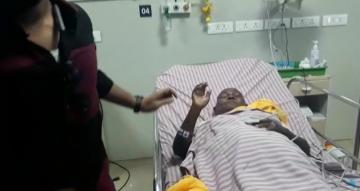 Paravai Muniyamma admitted in hospital